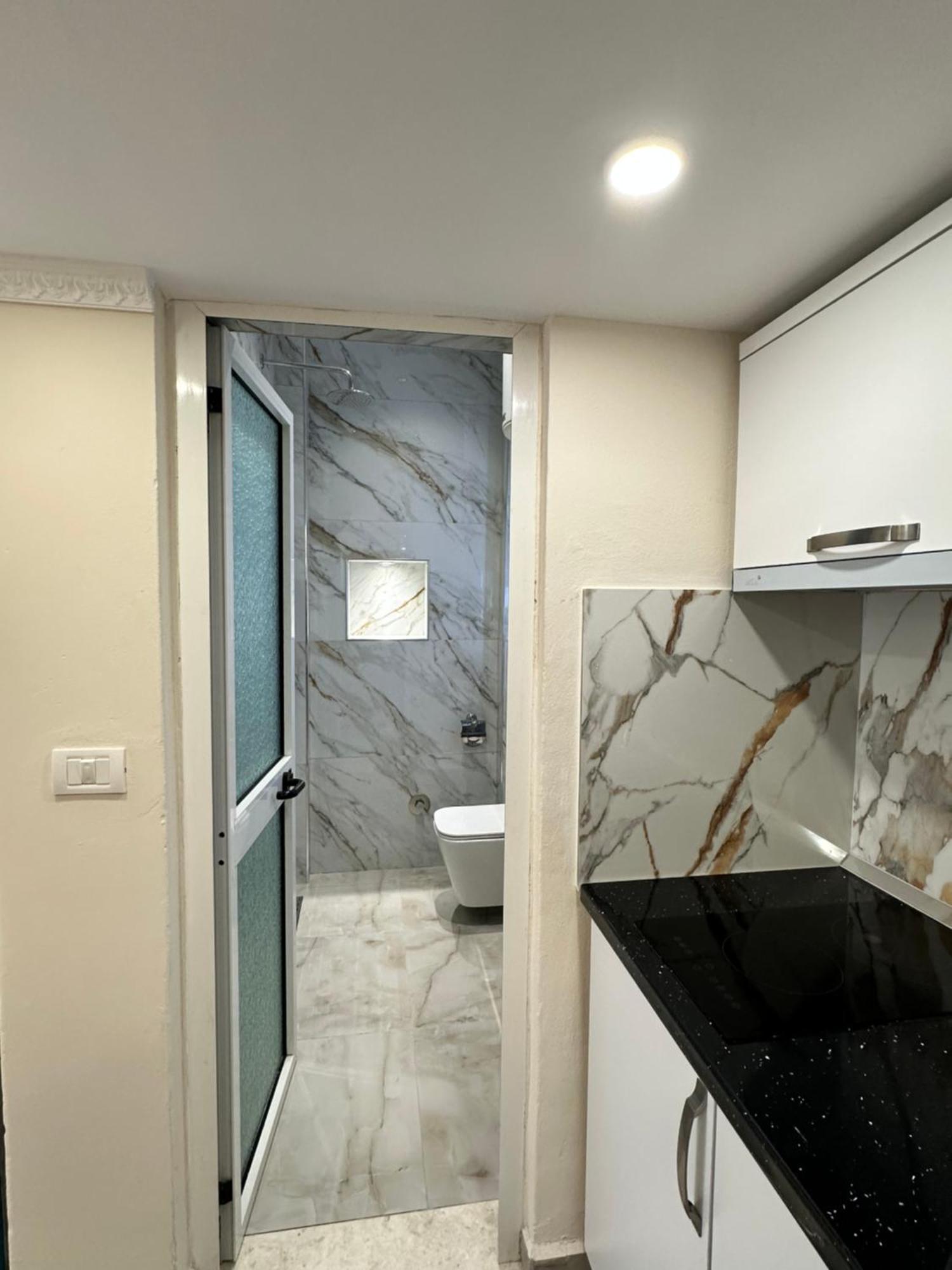 Troy Aparthotel Durrës Buitenkant foto