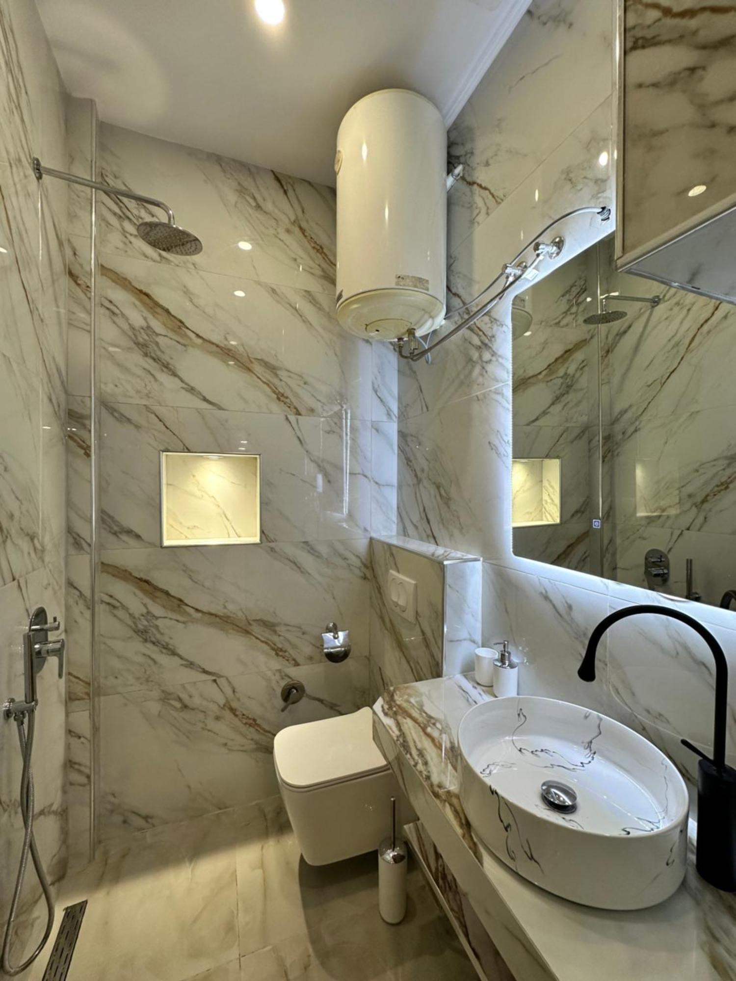 Troy Aparthotel Durrës Buitenkant foto
