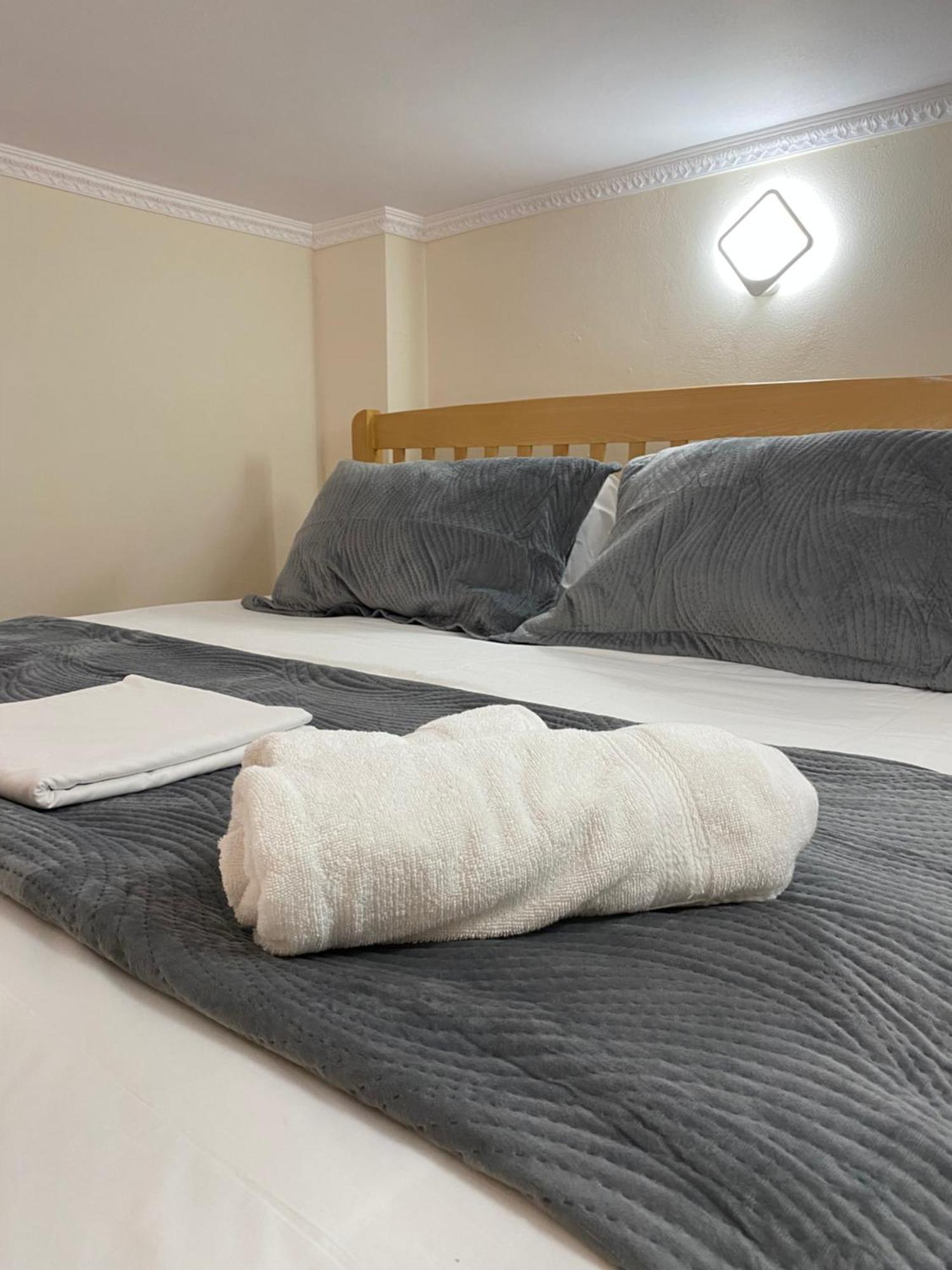 Troy Aparthotel Durrës Buitenkant foto