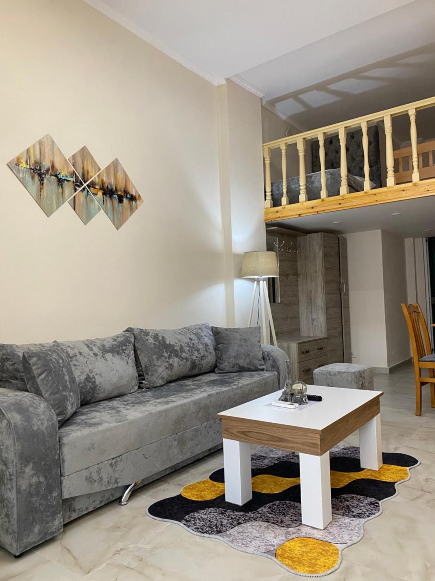 Troy Aparthotel Durrës Buitenkant foto