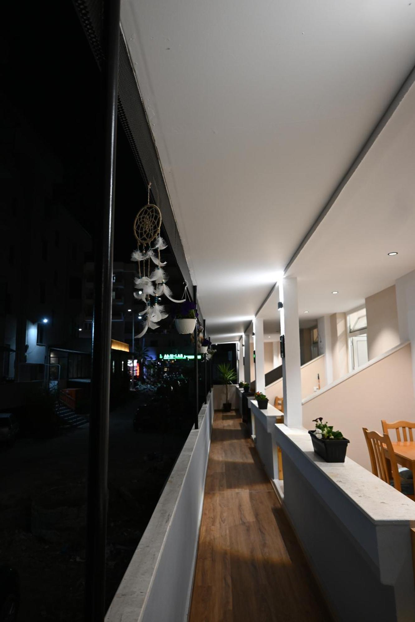 Troy Aparthotel Durrës Buitenkant foto