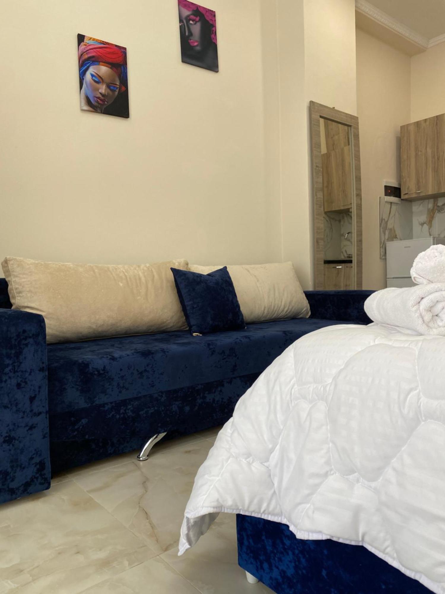 Troy Aparthotel Durrës Buitenkant foto