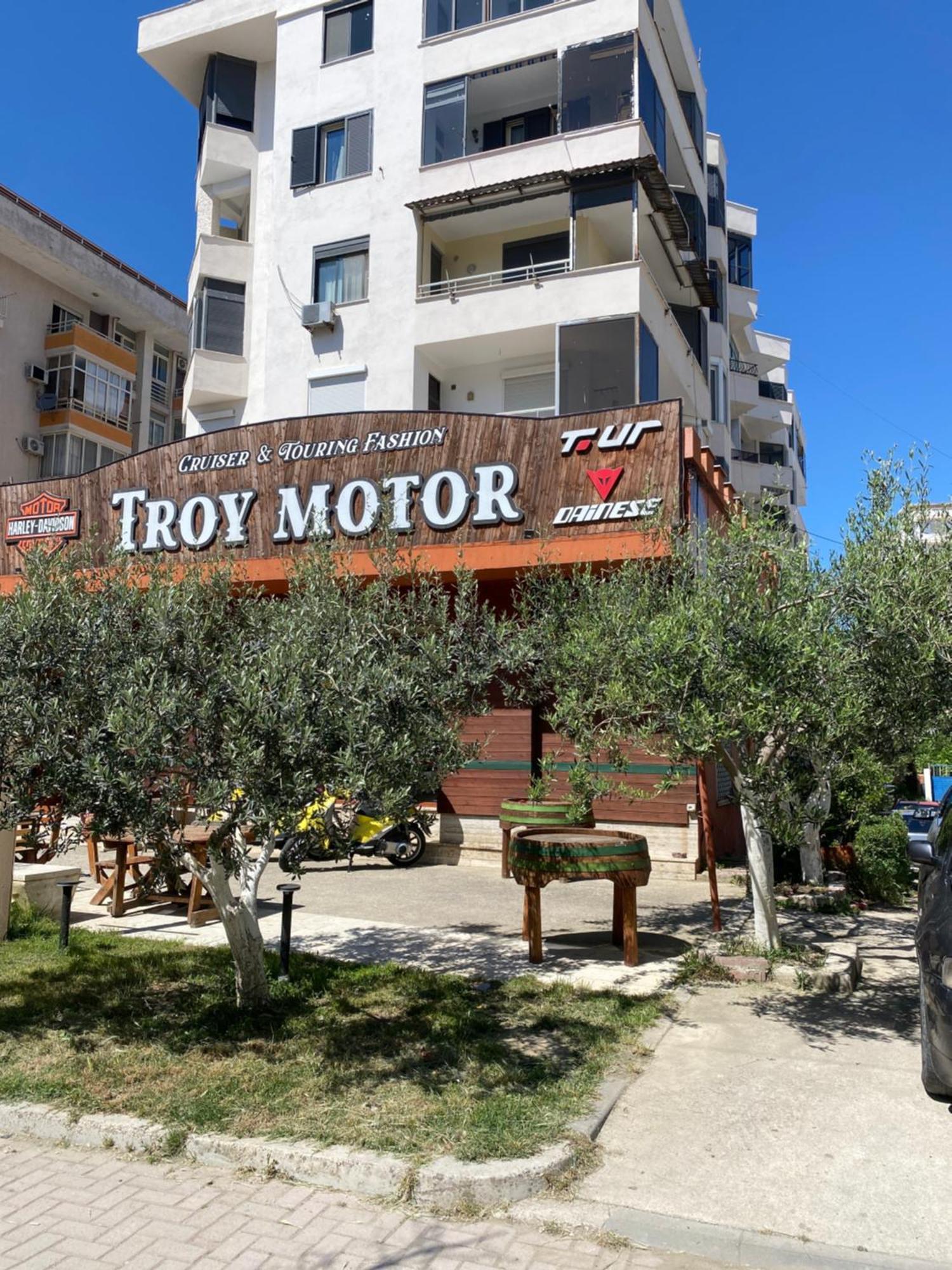 Troy Aparthotel Durrës Buitenkant foto